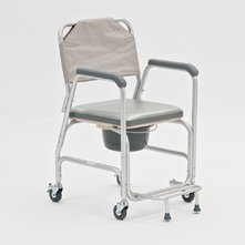 Кресло-коляска с санитарым оснащением для инвалидов 