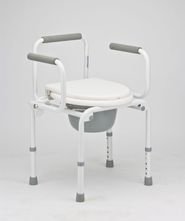 Средство реабилитации инвалидов: кресло-туалет 